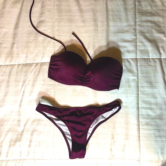 Victoria’s Secret bikini set size small - Picture 1 of 8